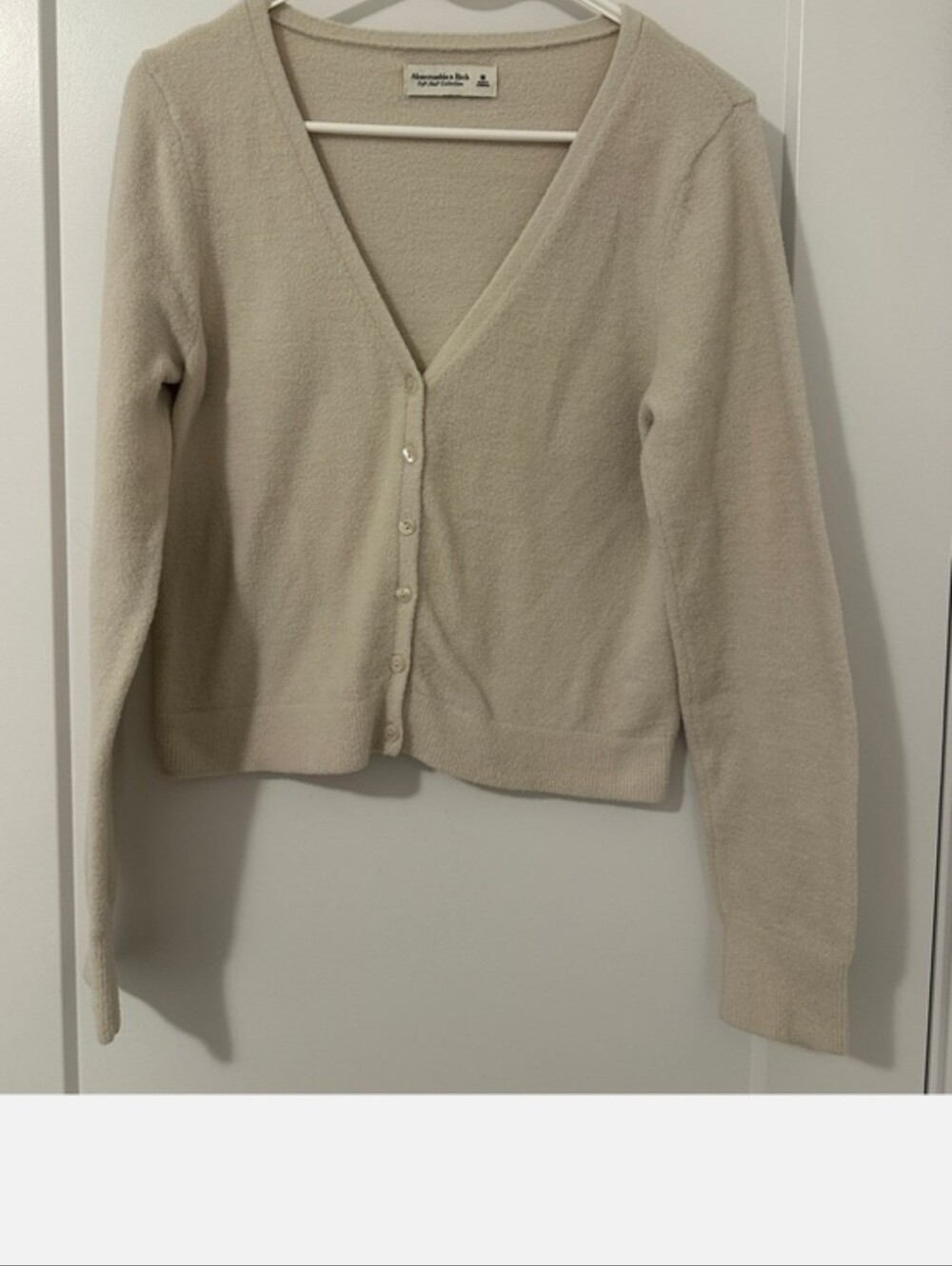 Abercrombie & Fitch Cream Button Down Cardigan Size Medium Women’s